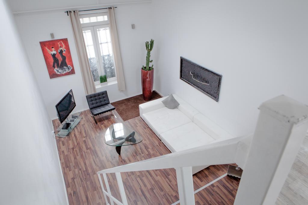 Gallery Loft Apartment Köln