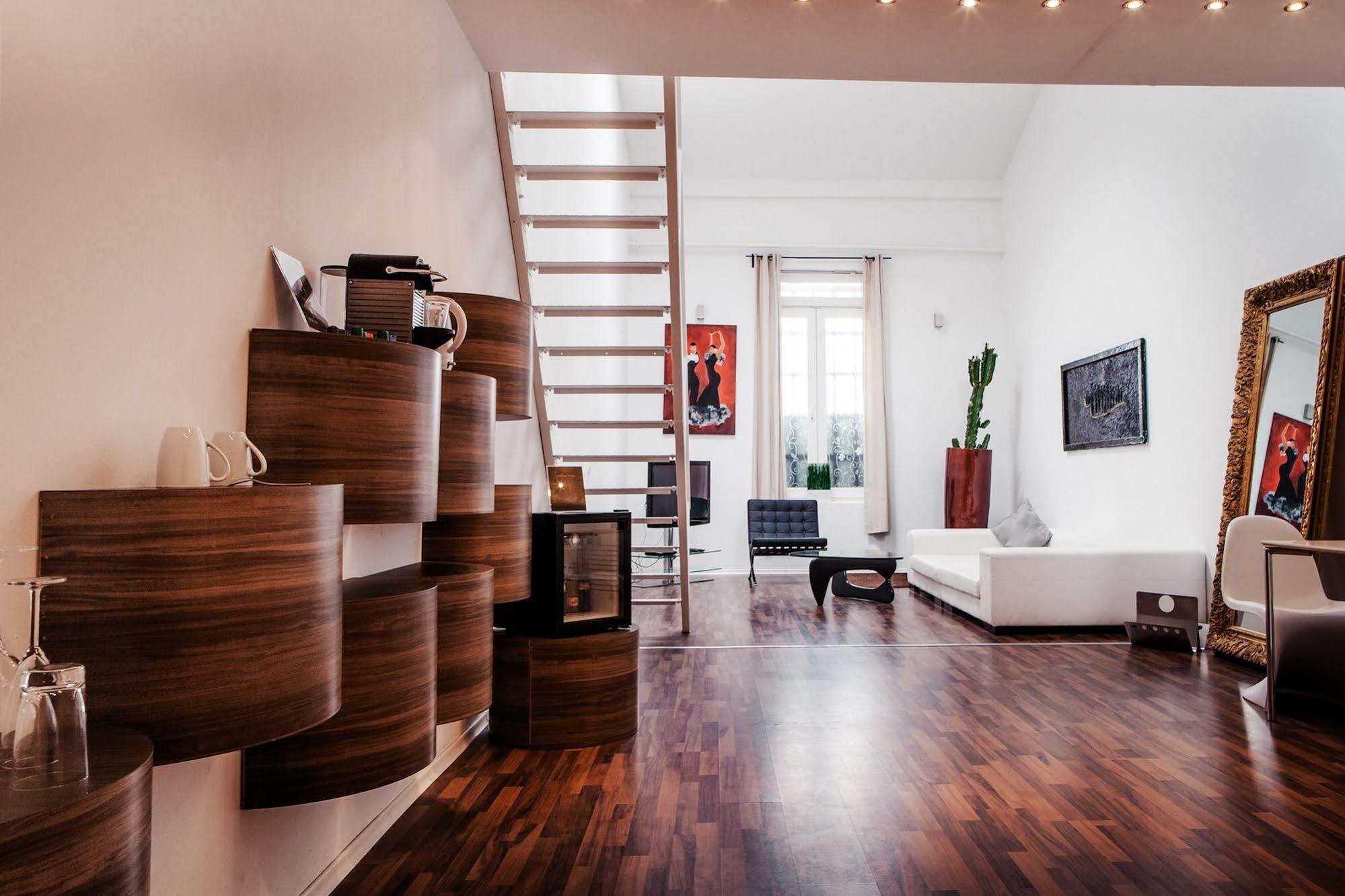 Gallery Loft Apartment Köln